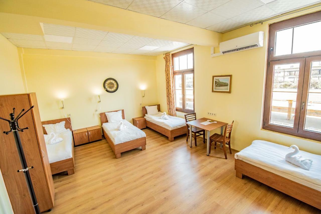 Hostel Central Station Φιλιππούπολη Δωμάτιο φωτογραφία